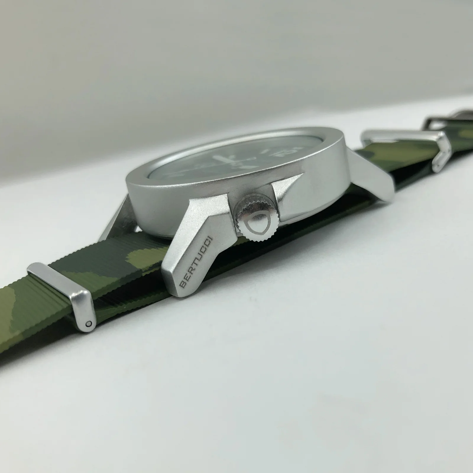 #16513 A-6A Experior Italia™ - Marine Green, Commando Camo Olive Italian Rubber NATO band - Image 6