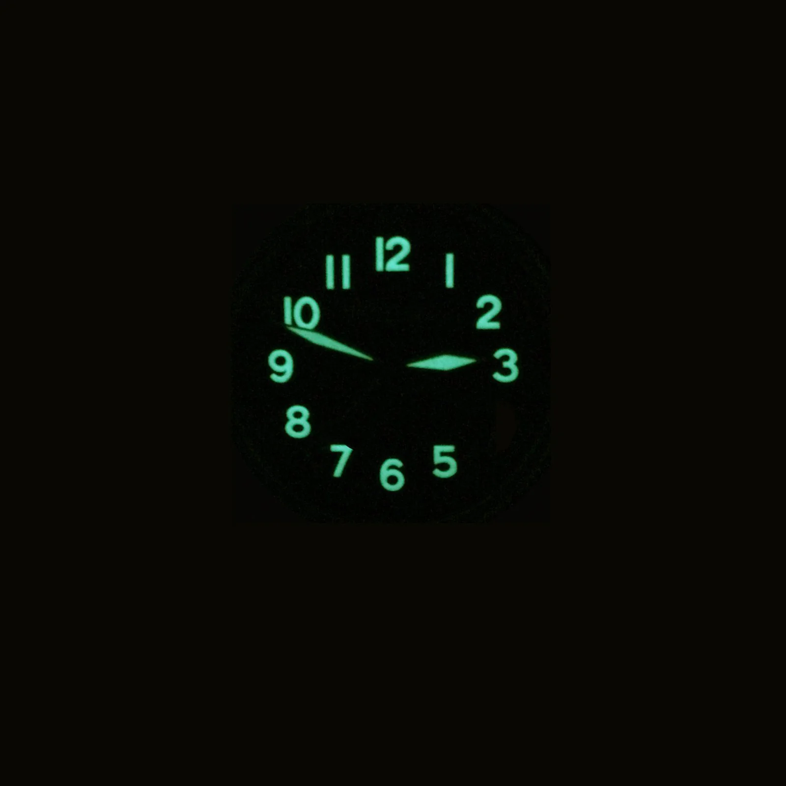 #13334 A-11T Americana - Black Dial w/ Defender Drab Nylon Band - Image 4